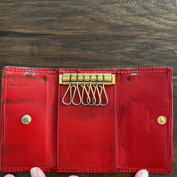 Louis Vuitton Epi Key Holder Red GUC - Picture 8 of 11